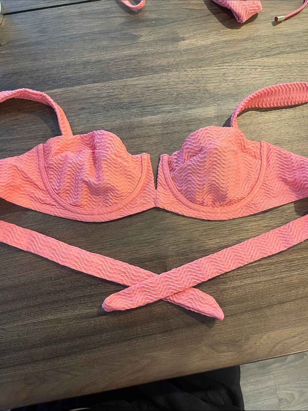 Monday Swimwear Clovelly Top - Azalea Pink Chevron